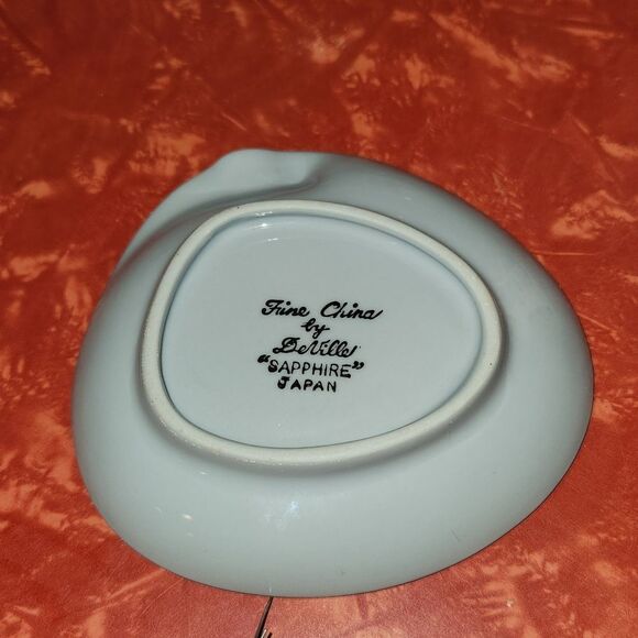 Sapphire by Deville Small Ashtray - Picture 2 of 3